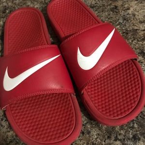 Nike slides